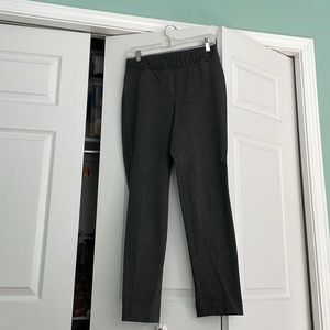 JJill elastic waist skinny slacks.